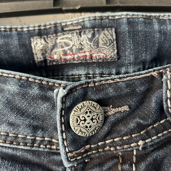 Silver Women's Jeans Suki Surplus 33x30 Bootcut Distressed Dark Wash Mid Rise - Picture 3 of 12